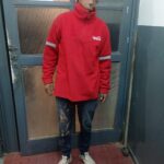 Se negó a ser detenido, pateó el patrullero y mordió a un policía